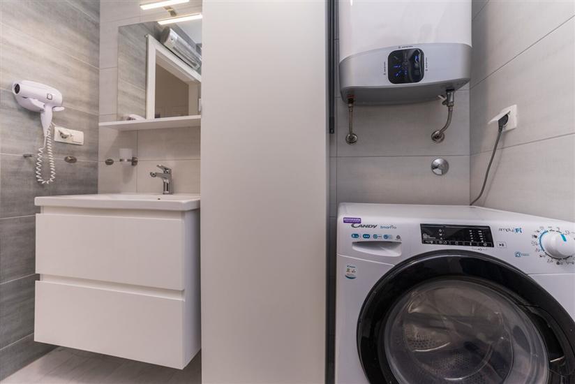 Apartment A1, for 6 persons