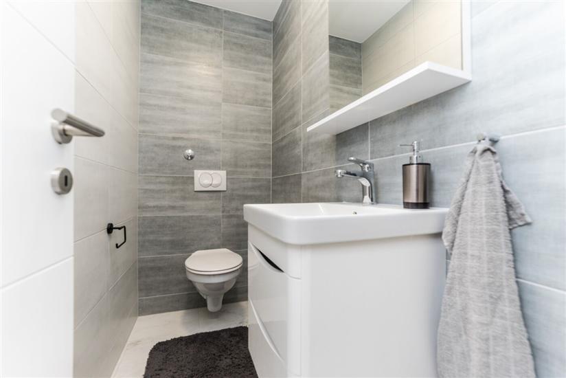 Apartment A1, for 6 persons