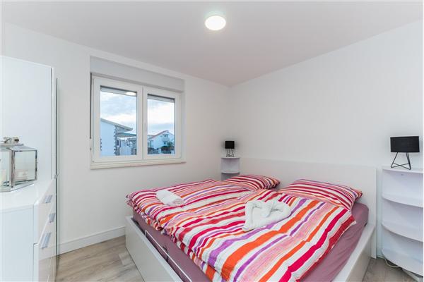 Apartment A1, for 6 persons