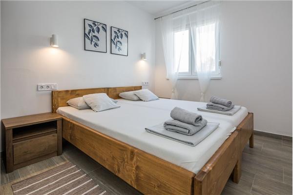 Apartment A2, for 6 persons