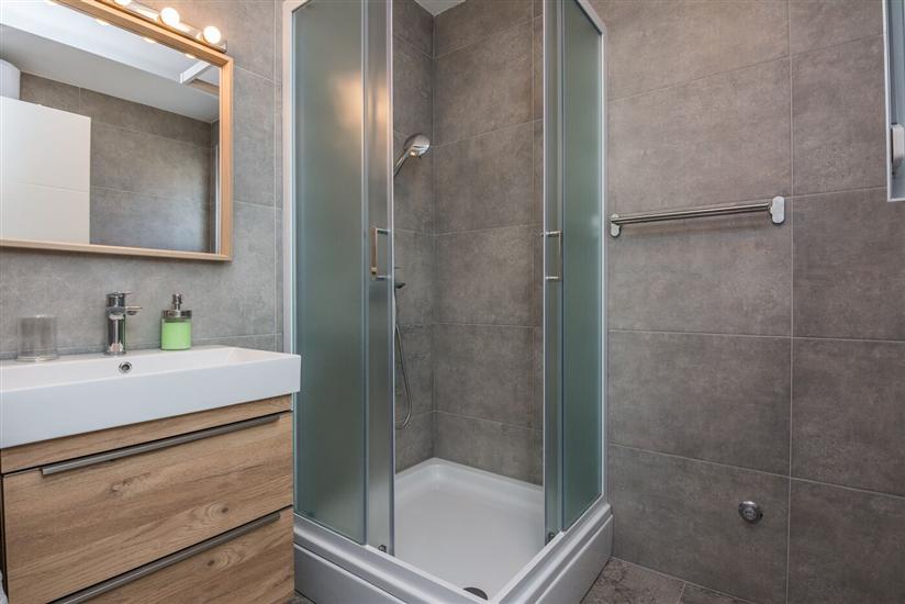 Apartment A2, for 6 persons