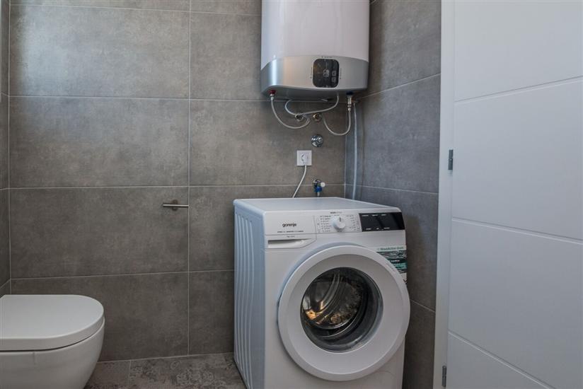 Apartment A2, for 6 persons