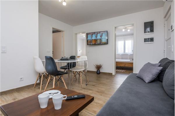 Apartment A4, for 6 persons