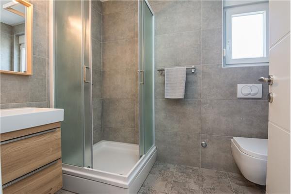 Apartment A4, for 6 persons