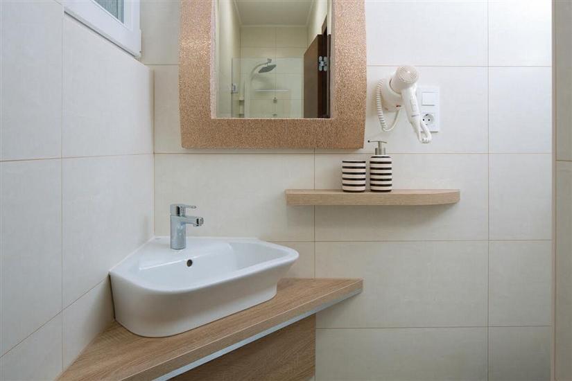 Apartment A1, for 6 persons