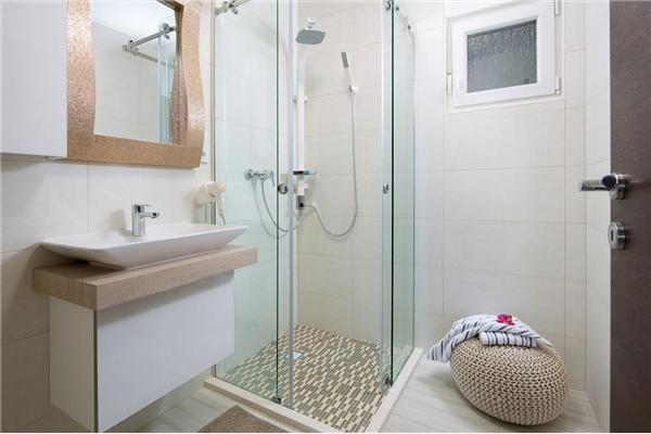 Apartment A1, for 6 persons