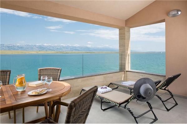 Apartment A4, for 4 persons