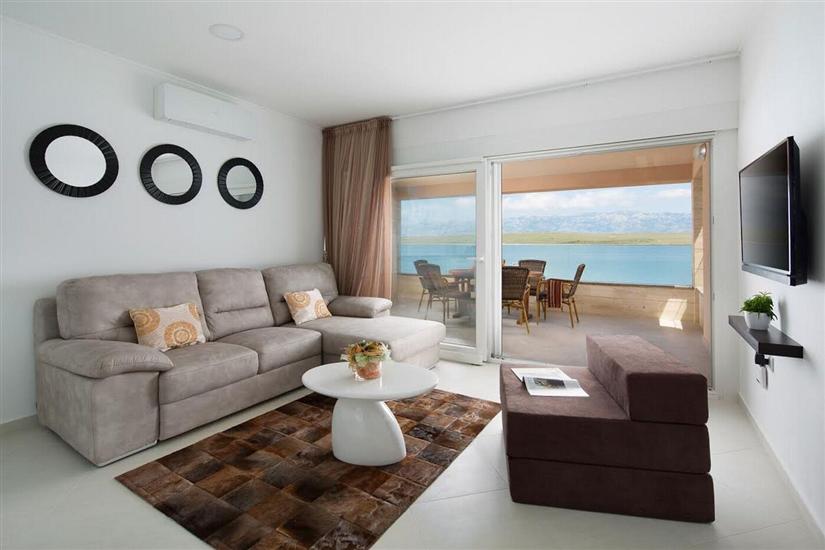 Apartment A4, for 4 persons