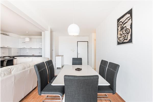 Apartment A1, for 6 persons