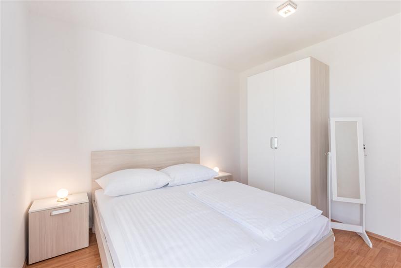 Apartment A1, for 6 persons