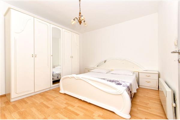 Ház K1, 8 személyes