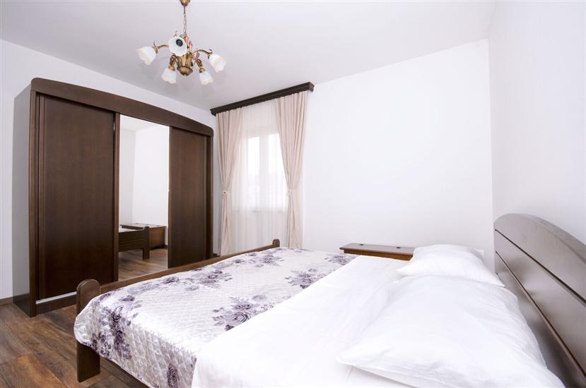 Ház K1, 8 személyes