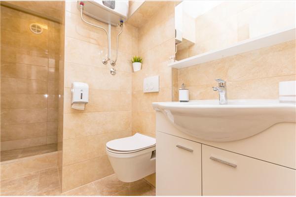 Apartment A7, for 4 persons