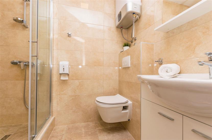 Apartment A4, for 4 persons