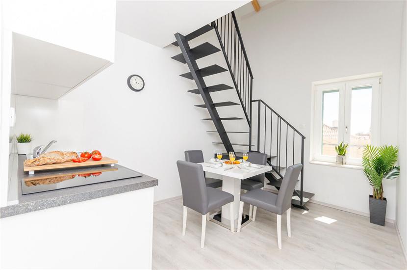 Apartment A4, for 4 persons