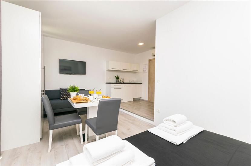 Apartment A2, for 3 persons