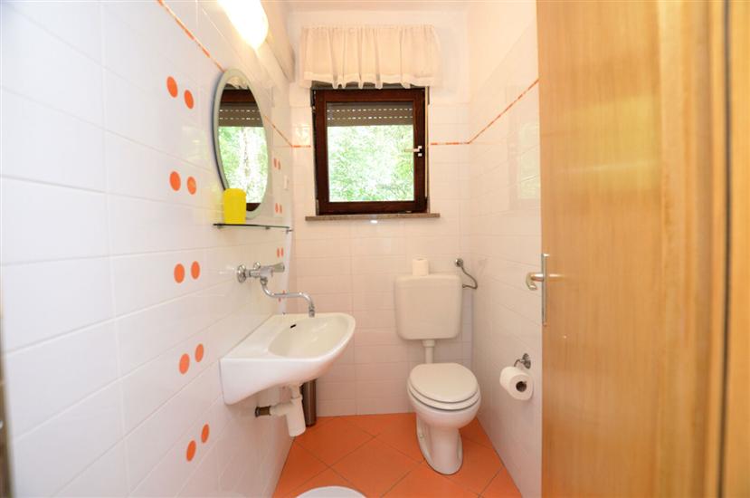 Apartment A1, for 7 persons