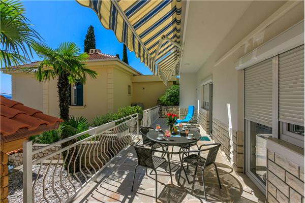 House A1, for 10 persons