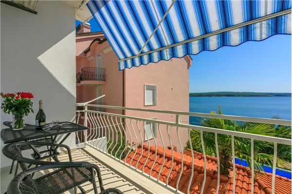 House A1, for 10 persons