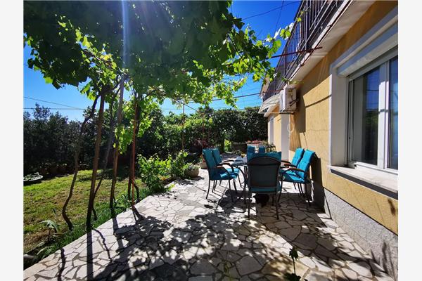 Apartman A1, na 5 osebe