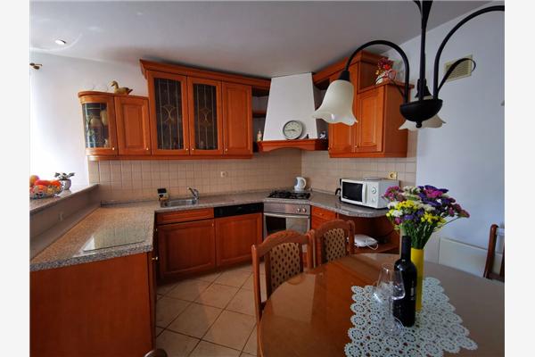 Apartman A1, na 5 osebe