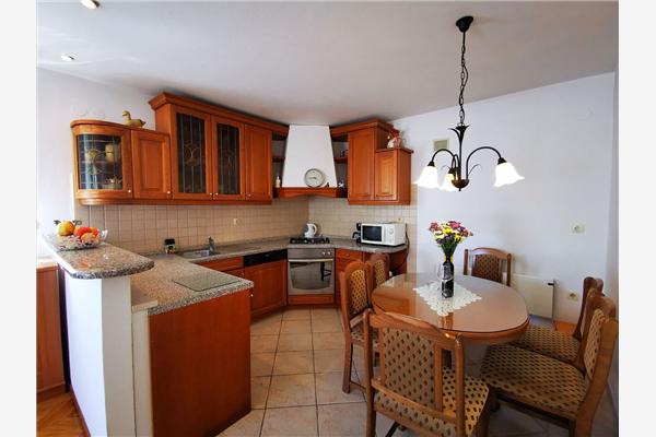 Apartman A1, na 5 osebe