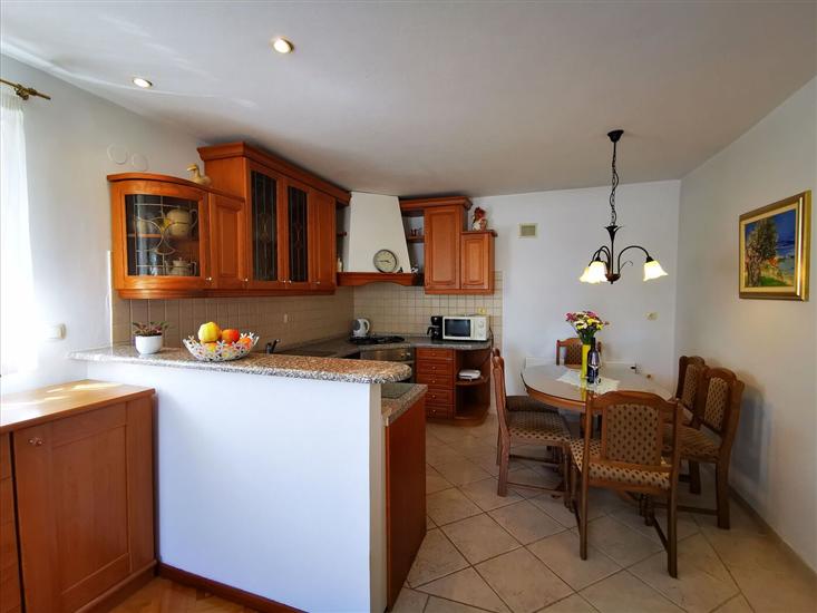 Apartman A1, na 5 osebe