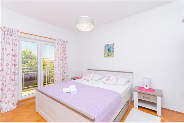 Apartment A1, for 6 persons