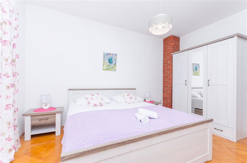Apartment A1, for 6 persons
