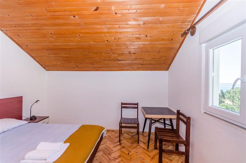 Apartment A2, for 6 persons