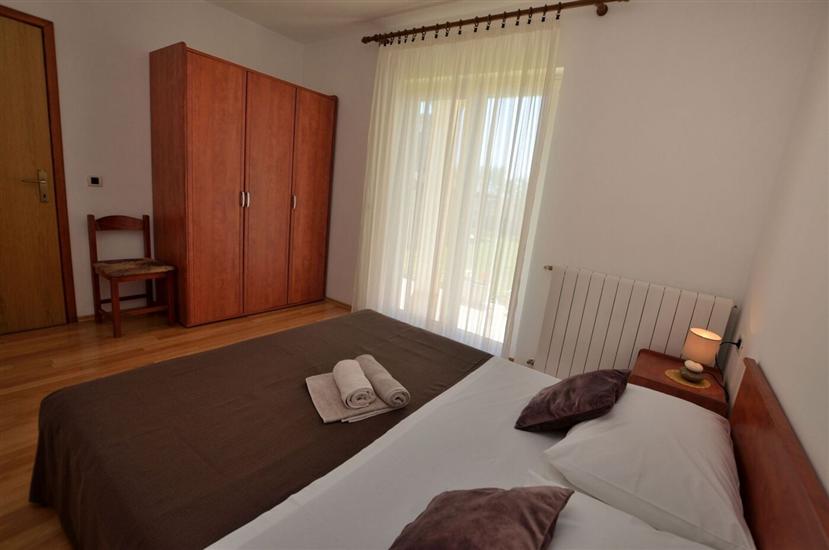 Apartment A1, for 6 persons