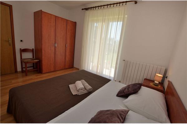 Apartment A1, for 6 persons