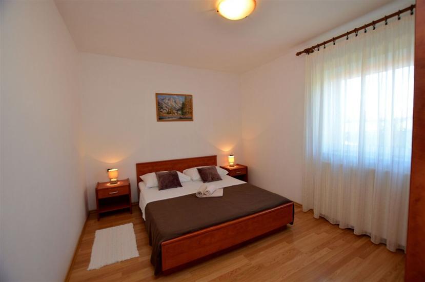 Apartment A1, for 6 persons