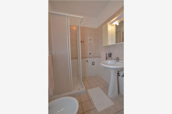 Apartment A1, for 6 persons