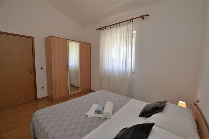 Apartment A3, for 7 persons