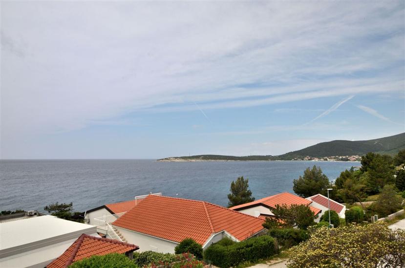 Apartment A1, for 8 persons