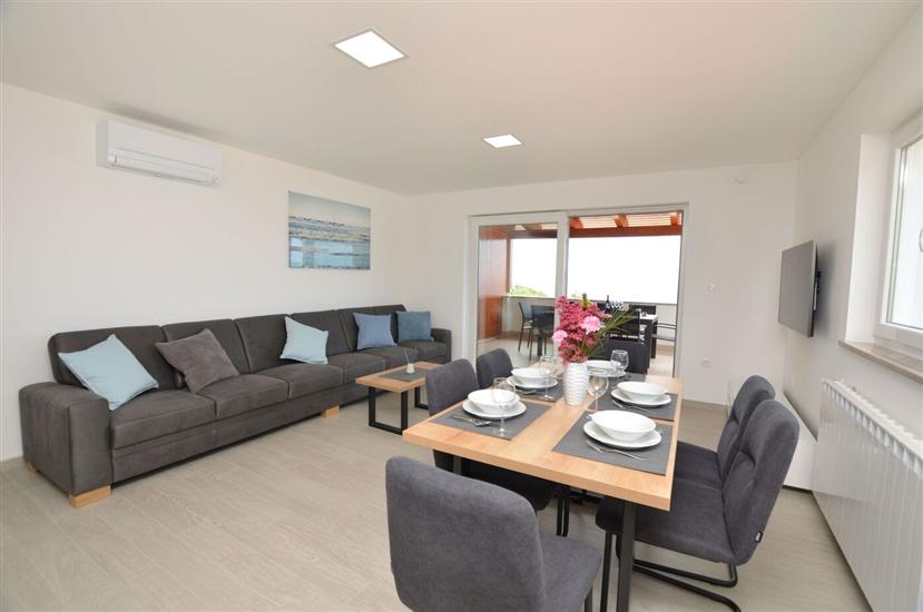 Apartment A1, for 8 persons