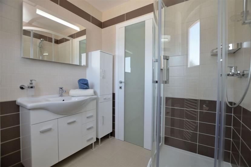 Apartment A1, for 8 persons