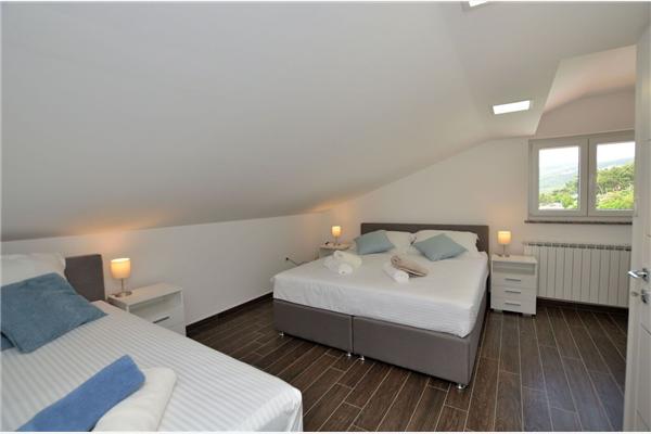 Apartment A1, for 8 persons