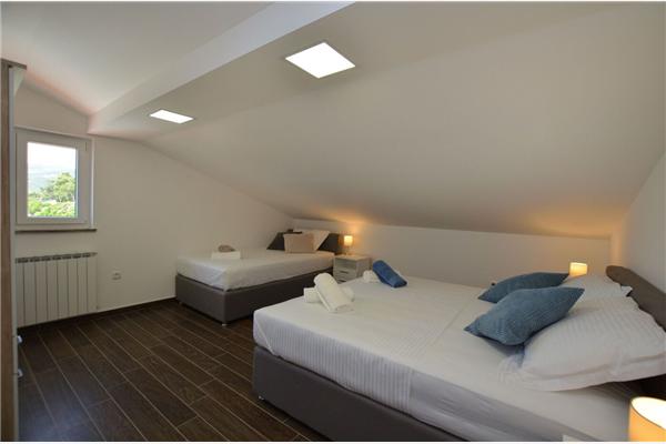 Apartment A1, for 8 persons