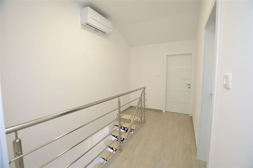 Apartment A1, for 8 persons