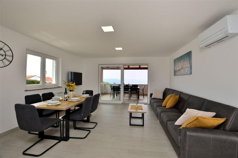 Apartment A2, for 8 persons