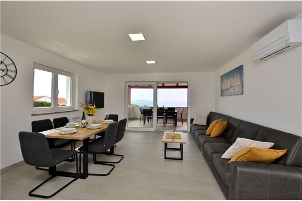 Apartment A2, for 8 persons