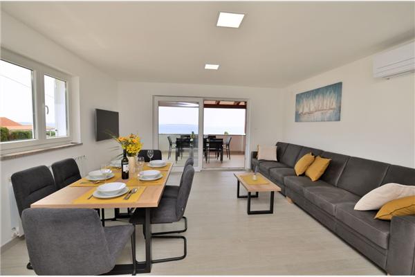 Apartment A2, for 8 persons