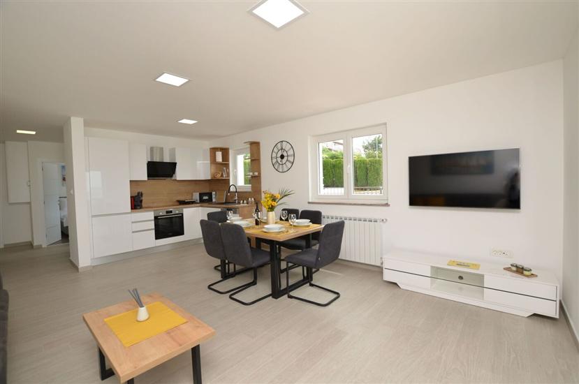 Apartment A2, for 8 persons