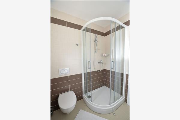 Apartment A2, for 8 persons