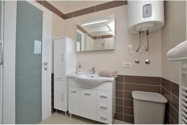 Apartment A2, for 8 persons