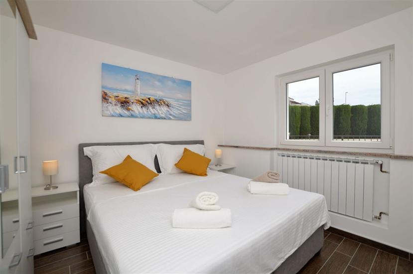 Apartment A2, for 8 persons