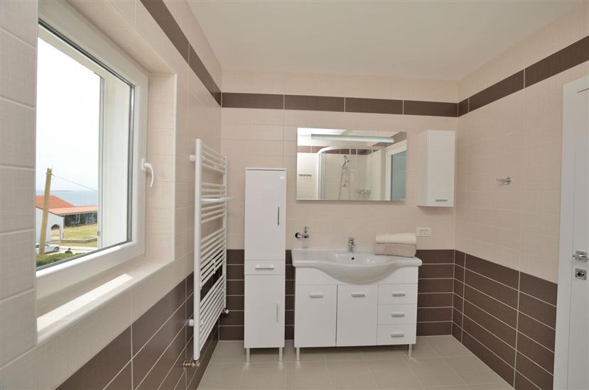 Apartment A2, for 8 persons