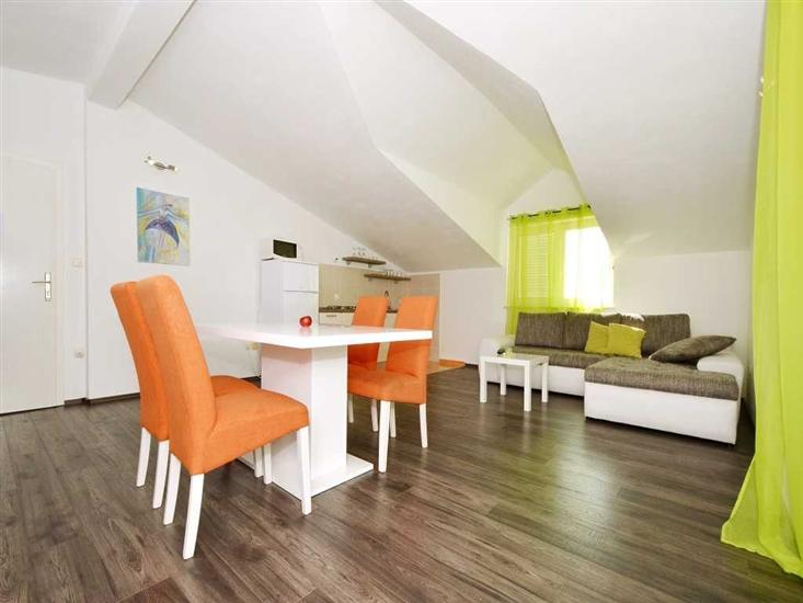 Apartman A4, na 4 osebe
